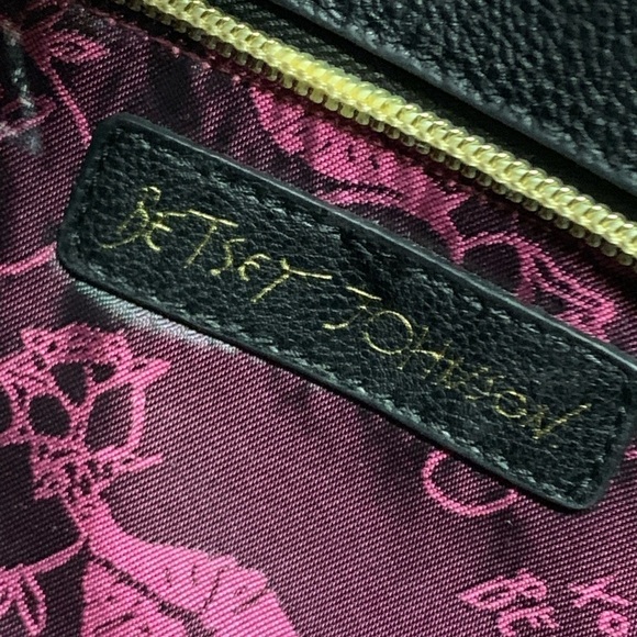 Betsey Johnson floral bow crossbody - Picture 10 of 10